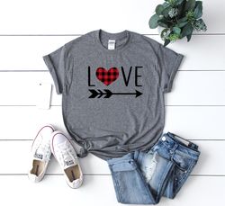 buffalo plaid tee - buffalo plaid valentines day shirt - buffalo plaid heart shirt - valentines day gift - gift for her