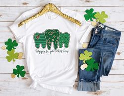 dentist st patricks day shirt,st patricks day shirt,shamrock lucky lips,four leaf clover,shamrock shirts,patricks day,ir