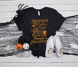 black cat halloween shirt,halloween shirt,funny halloween shirt,sanderson sisters,sanderson museum,halloween witches ,ho