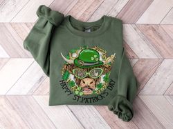 st patricks day sweatshirt for women, highland cow shirt, funny st pattys day shirt, shamrock sweatshirt, lucky sweater,