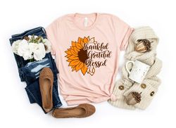 sunflower thankful shirt, love fall, leopard print fall shirt, thankful grateful blessed shirt, hello pumpkin, fall vibe