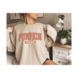 vintage pumpkin season sweatshirt, fall sweatshirt, retro pumpkin shirt, cute shirt for fall, halloween shirt, fall vibe