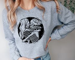 aesthetic skeleton lesbian couple sweatshirt, queer love apparel, lesbian bridal party hoddie, pride month tee, hugging