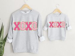 chenille patch valentines day sweatshirt, valentines shirts for women and girl, mommy and me outfits, gift mom and daugh