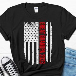 great grandpa 2023 flag shirt, great-grandpa men's gift, father's day gift for him, pregnancy announcement tee, great gr
