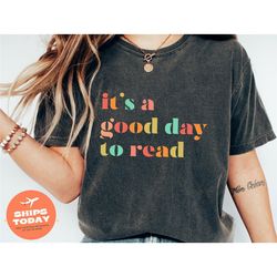 teacher shirt, it's a good day to read shirt, teacher appreciation, english teacher, readers are leaders, teacher gift,