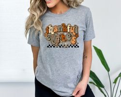 thankful vibes shirt,retro thanksgiving shirt,fall shirt,thanksgiving heart shirt,thanksgiving matching shirt,hippie tha