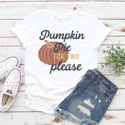 don't eat pumpkin seeds shirt - pumpkin pregnancy shirt - pregnancy announcement - fall maternity shirt - funny maternit