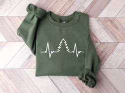 heartbeat christmas tree sweatshirt, ekg christmas tree sweatshirt, ekg line christmas sweater, christmas tree matching