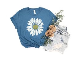 daisy shirt, wildflower shirt, flower shirt, spring shirt, spring break shirt, woman daisy shirt