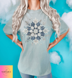 minimalist vintage snowflake shirt  snow flake tshirt  winter christma s clothing xmas eve boxing day outfit holiday sea