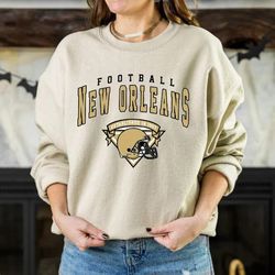 new orleans saints football sweatshirt, vintage style new orleans saints football, football sweatshirt, new orleans sain