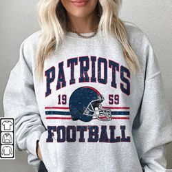 vintage patriots football sweatshirt, shirt retro style 90s vintage unisex crewneck, graphic tee gift for football fan s