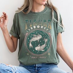 pisces zodiac vintage tee, celestial pisces shirt, oversized tee, astrology, horoscope, birthday gift, gift for her, com