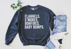 flannels smores bonfires baby bumps, fall pregnancy sweatshirt, fall pregnancy announcement tshirt