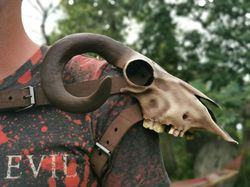 ram skull shoulder armor, lightweight 3d printed shoulder pads, realistic animal skull armor pauldrons