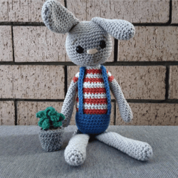 gardening bunny crochet pattern, digital file pdf, digital pattern pdf