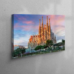 canvas, wall art, canvas print, la sagrada familia canvas decor, city landscape printed, sagrada familia canvas art, vie