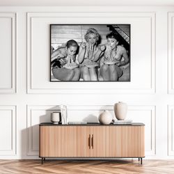 women eating pasta with chopsticks black and white vintage old retro photography trendy wall art decor canvas frame prin
