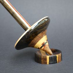 tibetan support spindle for spinning. teacup spindle