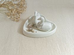 couple swan ring holder - concrete animal ring holder - duck jewelry bowl - bird ring holder - wedding ring holder dish