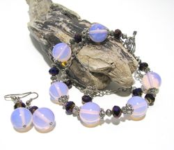 Handmade bracelet and earrings set made of pink Opalite beads and purple crystals, Vintage style jewelry set