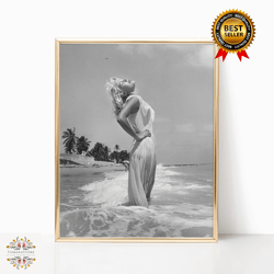 marilyn monroe beach print famous movie actress coastal black & white retro vintage classic fashion photography canvas f