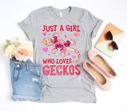 just a girl who loves geckos shirt  gecko shirt  gecko gifts  flower shirt  floral design  lizard lover  spirit animal t