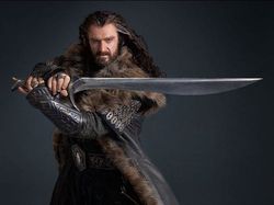 the hobbit orcrist handmade replica sword of thorin oakenshield with free display stand and sheath best birthday & anniv