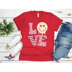 retro love t-shirt, valentines day t-shirt, cute valentines day shirt for women, funny valentines shirt