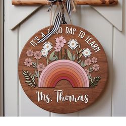 classroom door sign, teacher name sign, teacher appreciation gift, round teacher sign, teacher door hanger