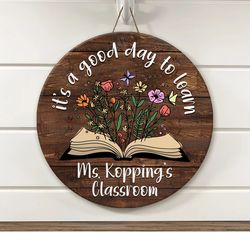 custom teacher sign, personalized teacher door sign, classroom welcome sign, classroom door hanger, teacher appreciation