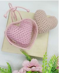 easy crochet little heart pattern