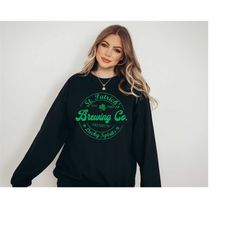 leprechaun brewing sweatshirt, lucky clover sweater, st patricks day sweatshirt, lucky pullover, womens sweatshirt, crew