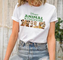 disney animal kingdom mickey and friends sweatshirt,disney mickey safari t-shirt,vintage safari mode sweathirt hakuna ma