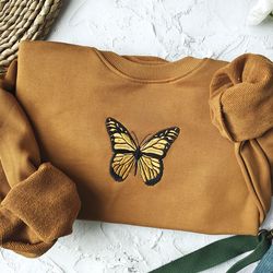 butterfly embroidered sweatshirt, brown sweatshirt crewneck, fall sweatshirt, vintage sweatshirt