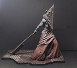 silent hill pyramid head 1/6 figure, red pyramid silent hill figure 1/6 for fans