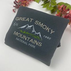 great smoky mountains national park embroidered sweatshirt