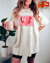 retro love shirt, valentines day shirt, heart shirt, valentines day gift, retro shirt for women, happy valentines day, c