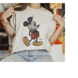 disney classic mickey mouse pose shirt, mickey and friends shirt, disneyland holiday vacation trip gift unisex adult ts