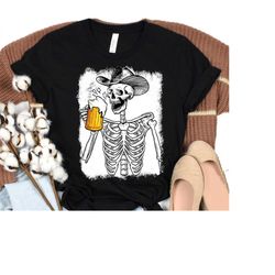 funny skeleton tshirt, retro skeleton drink beer tshirt, happy halloween tshirt, beer and skeleton lovers tee gift, s