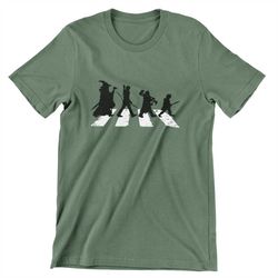 lord of the rings vs abby road the beatles t-shirt