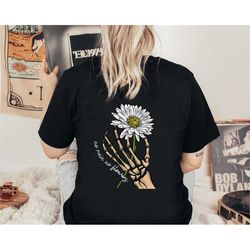 skeleton hand daisy hoodie, crewneck inspirational sweatshirts for women, trendy boho hippie flower long sleeve shirt, g