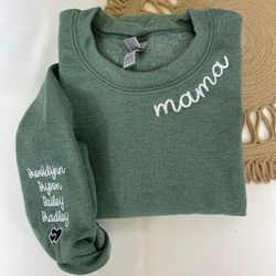 custom embroidered mama sweatshirt with kids name on sleeve, personalized mom sweatshirt, minimalist momma sweater, chri