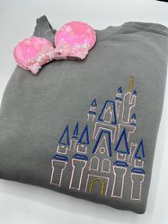 magic kingdom sketch castle  embroidered t-shirt  disney embroidered t-shirt 1