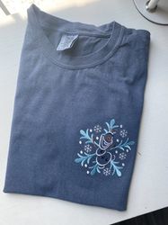 olaf snowflake embroidered t-shirt  disney christmas embroidered t-shirt