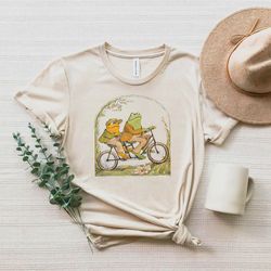 frog and toad t-shirt , vintage classic book sweatshirt, cottagecore hoodie, gift for best friend,cottagecore aesthetic,
