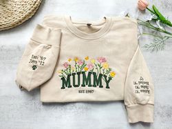 custom mummy embroidered floral sweatshirt,personalised mama crewneck with kids names, heart on sleeve, gift for new mom