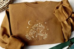 mushroom embroidered crewneck sweatshirt,brown sweatshirt,retro sweatshirt,mushroom lovers gift