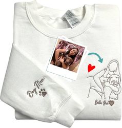 personalized embroidered dog mom sweatshirt, embroidered pet sweatshirt, embroidered dog face hoodie, custom sweatshirt